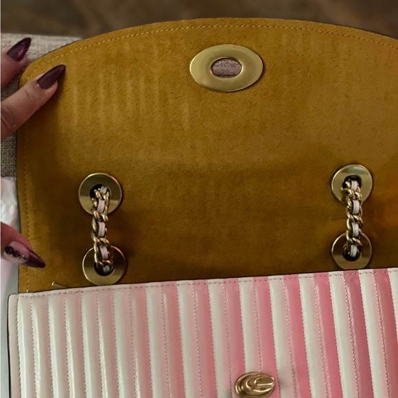 Coach Pink and Cream Shoulder Bag with Chain Strap - Picture 8 of 10